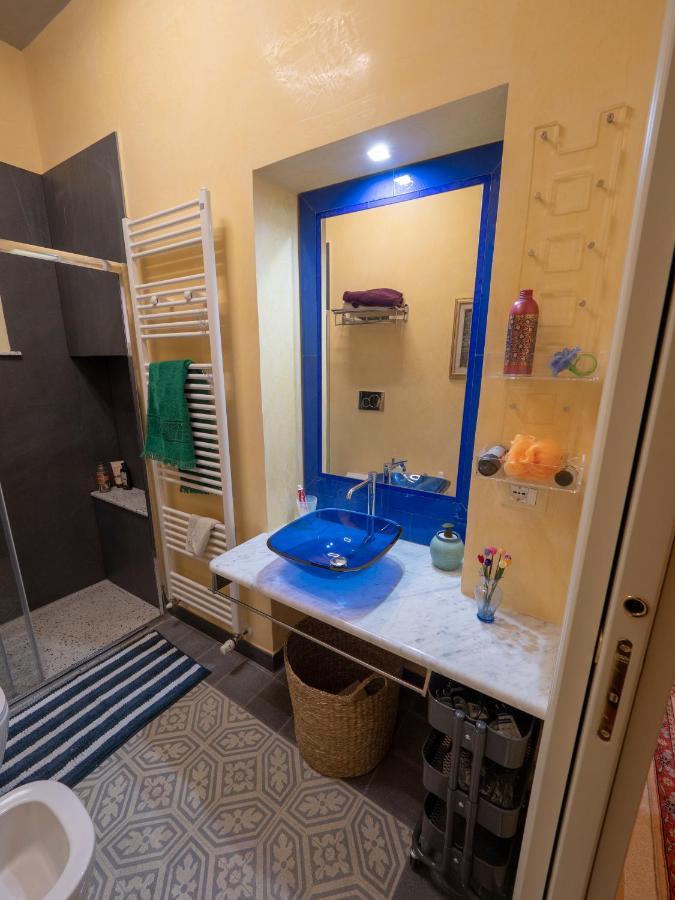 Luxury - Elegante Appartamento Nel Cuore Di لوكا المظهر الخارجي الصورة